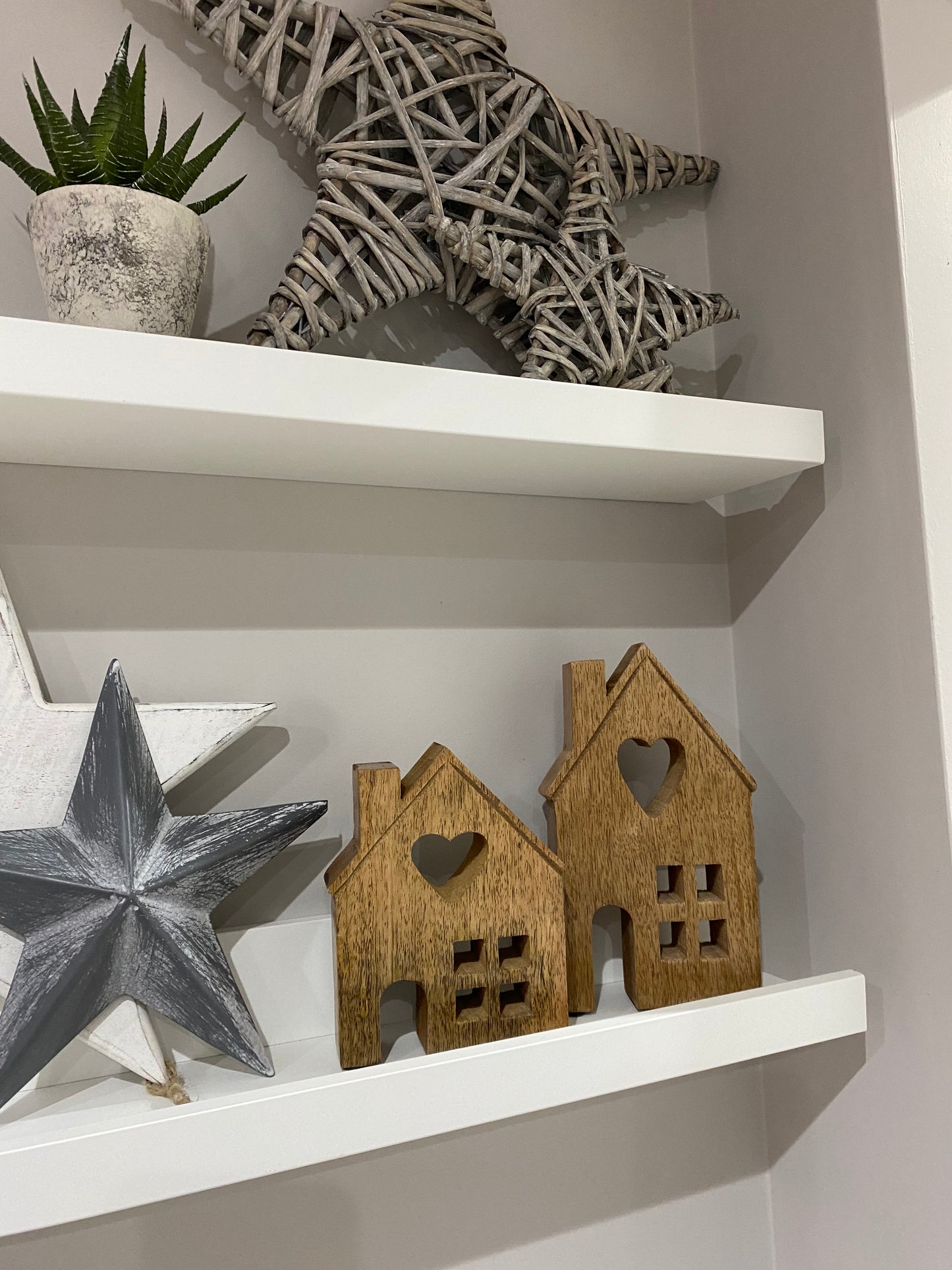 Natural Wooden House with Heart - Set of 2