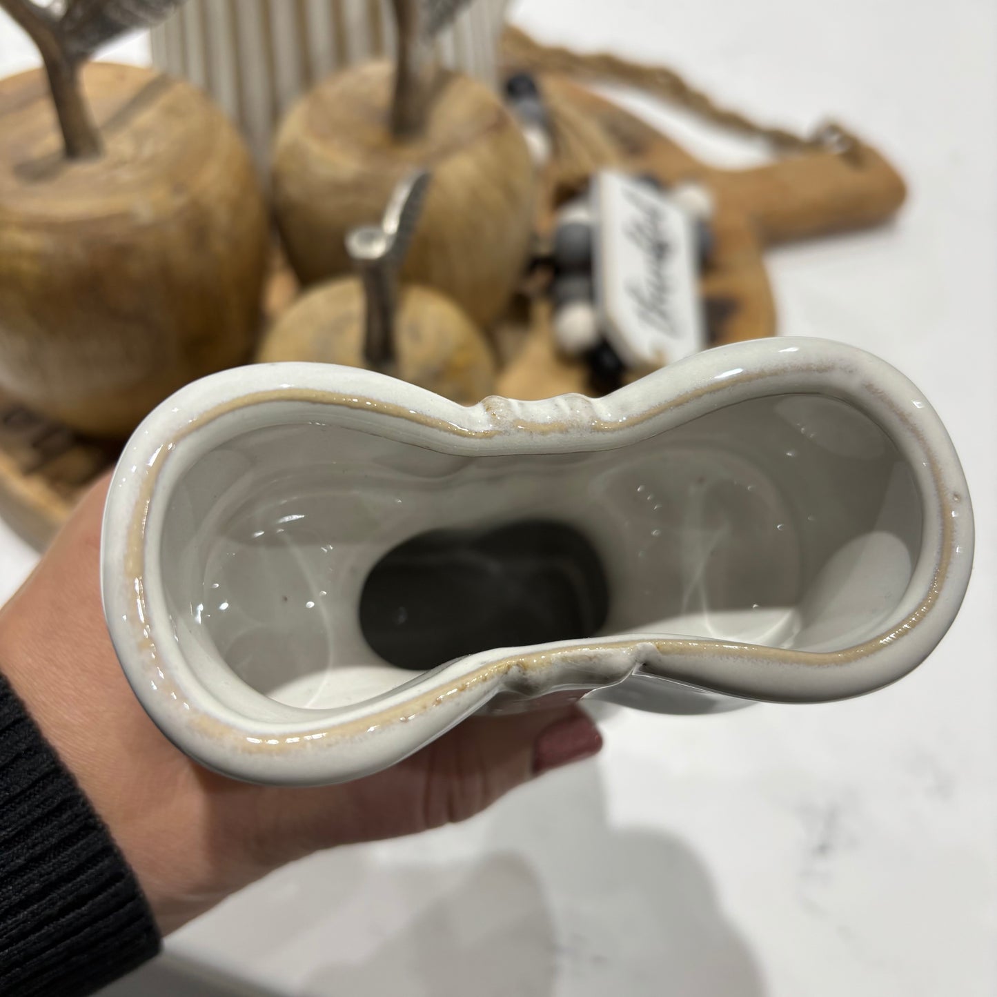 White Ceramic Bow Vase - 2 sizes