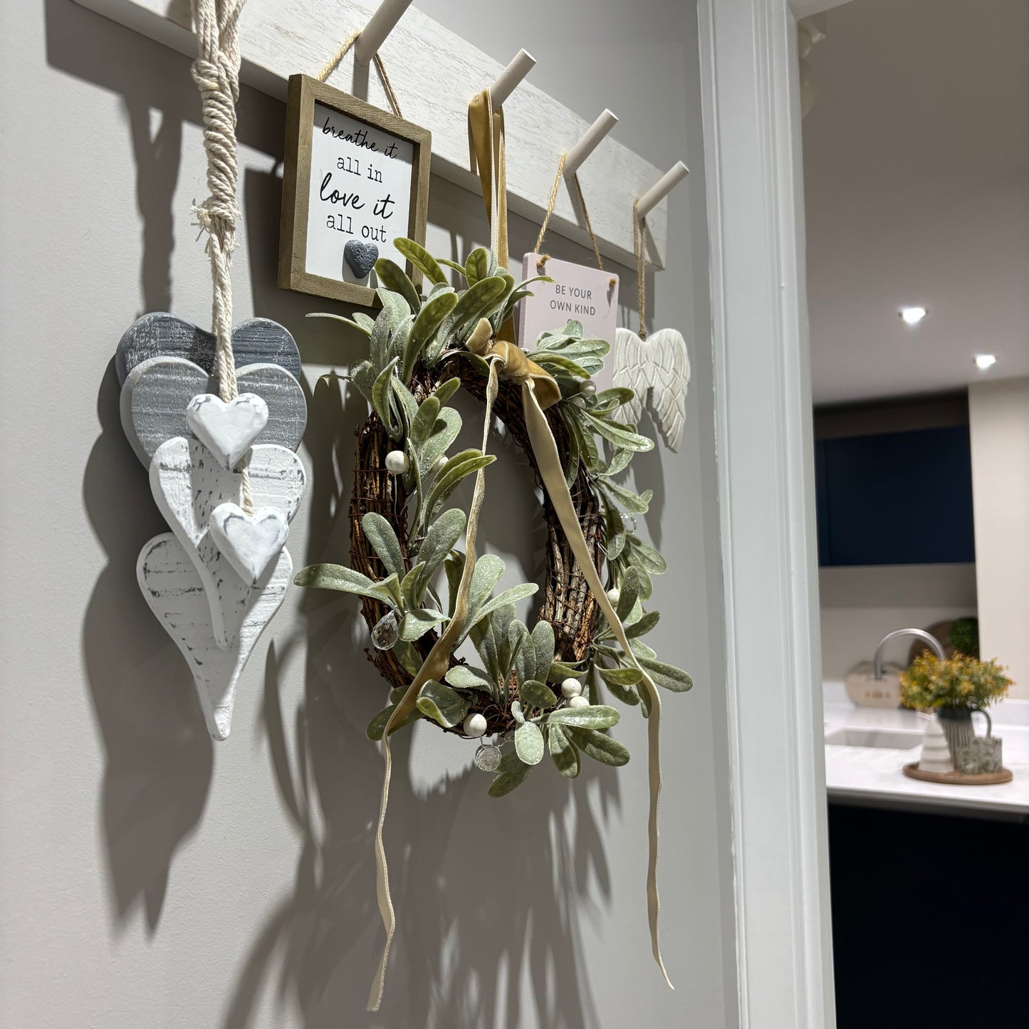Felt Mistletoe Wreath With Bow