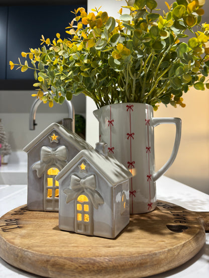 Red bow jug