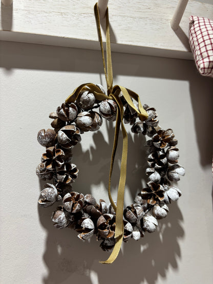 Gold Natural Pod Christmas Wreath Decoration