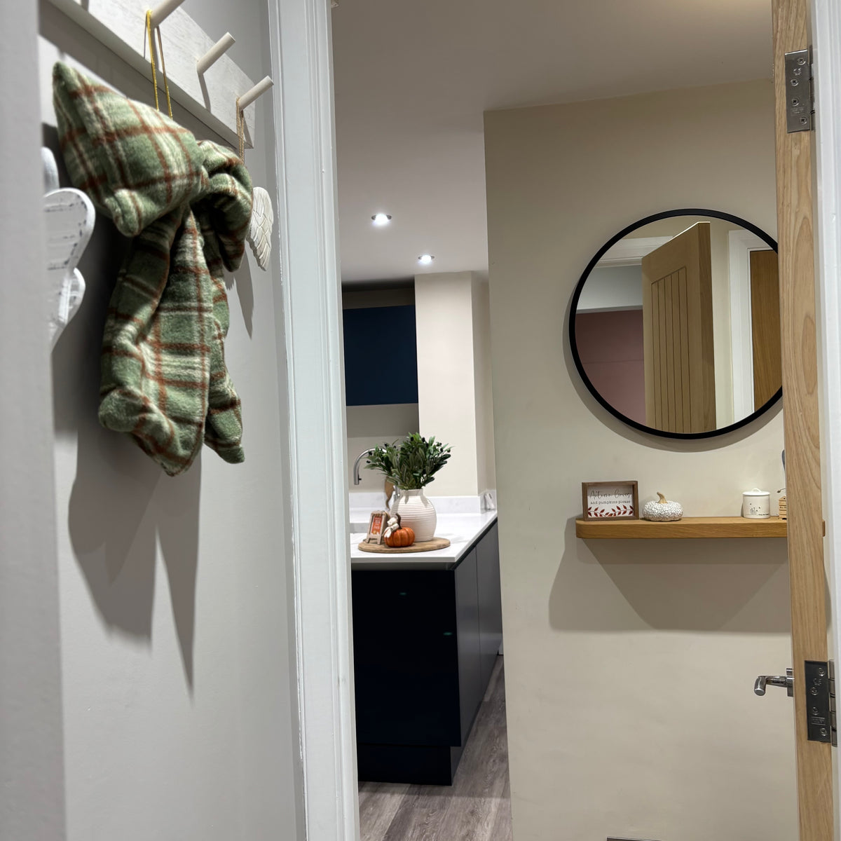 Green Tartan Hanging Bow Decoration