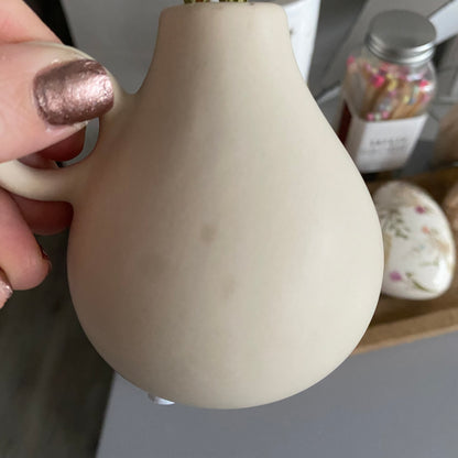 Round Handle Vase 9cm