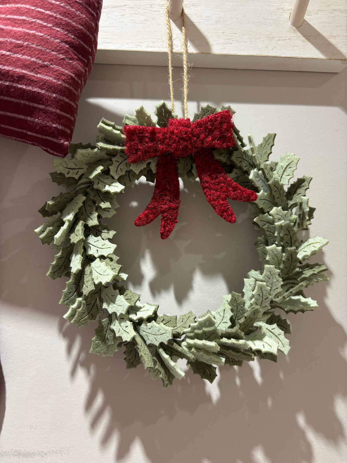 Felt Holly Leaf Christmas Wreath