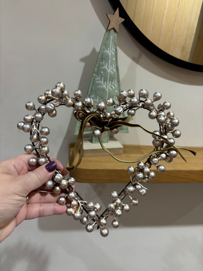 Champagne Berry Heart Wreath - 2 sizes