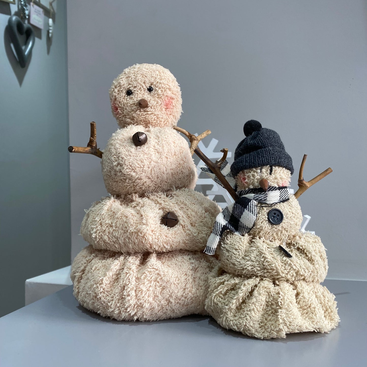 Small Beanie Melting Snowman