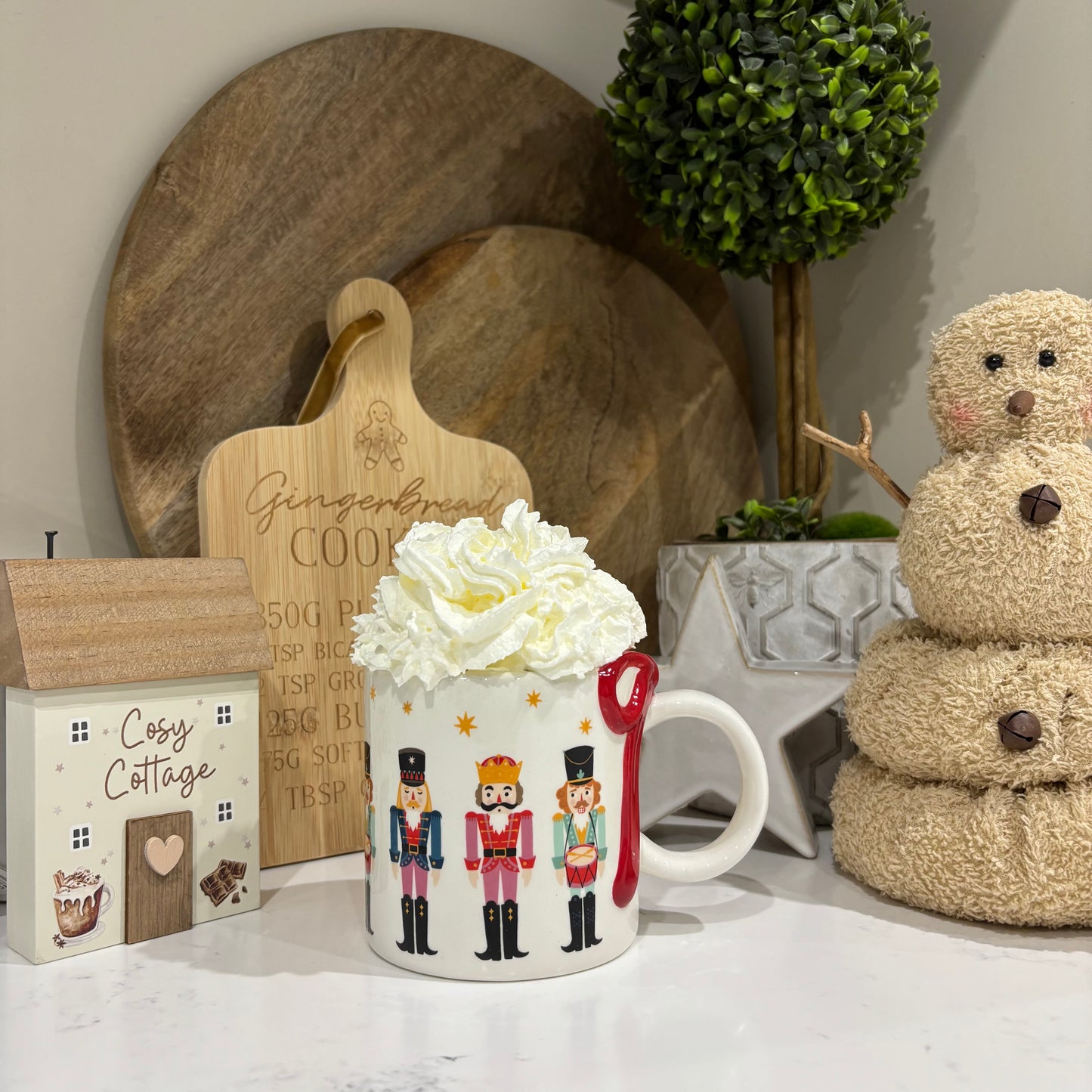 Nutcracker print mug with bow
