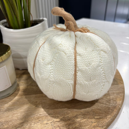 Off white knitted pumpkin