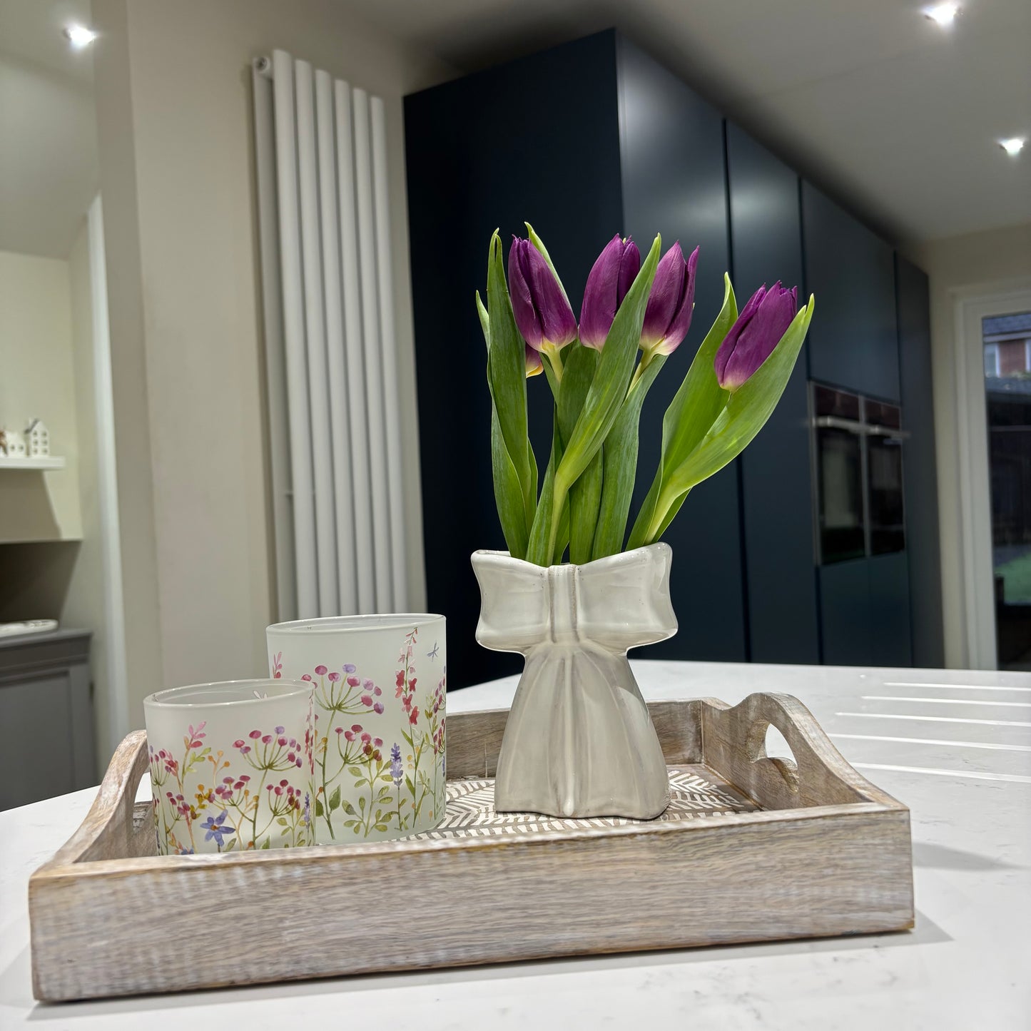 White Ceramic Bow Vase - 2 sizes