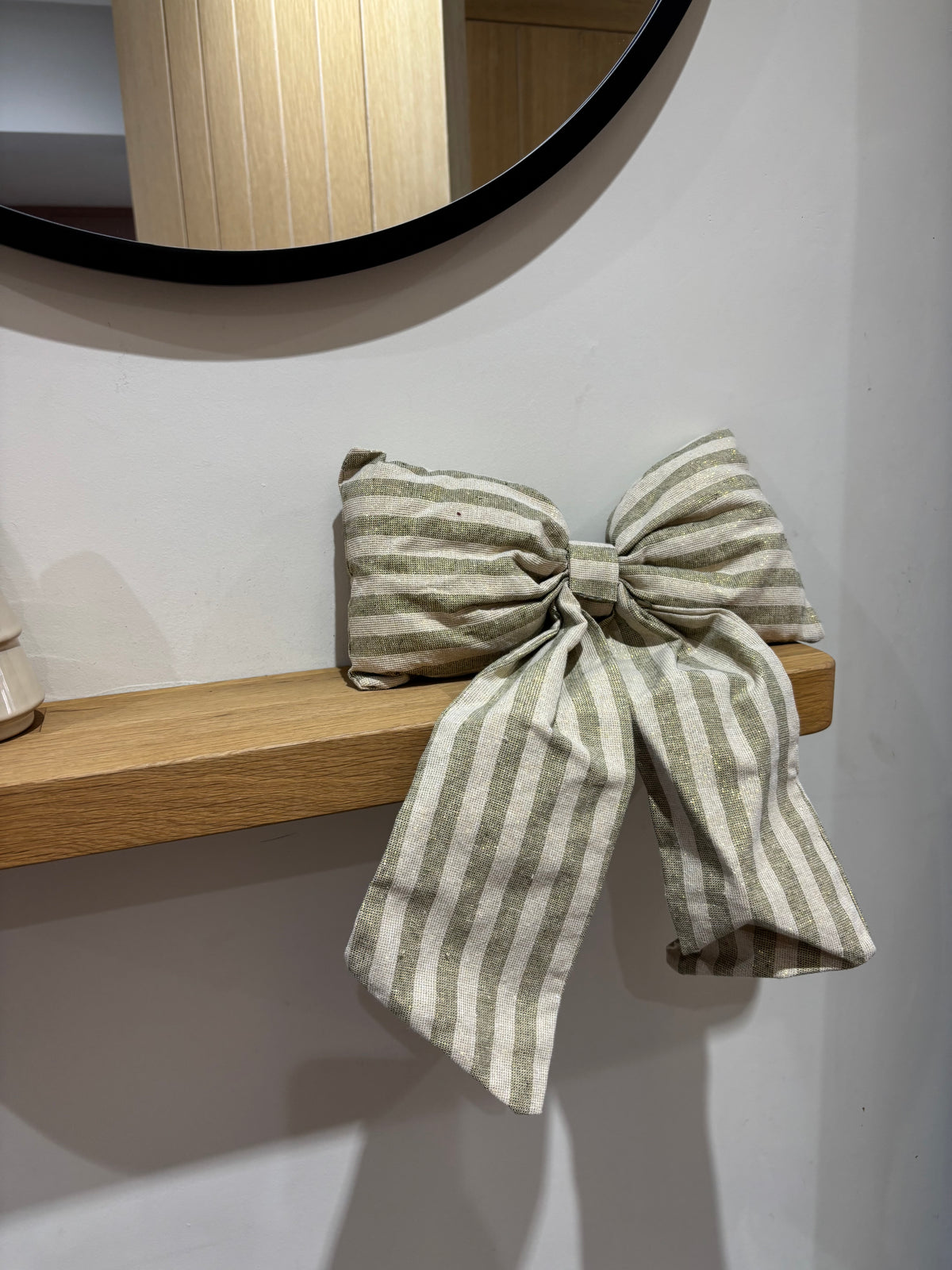 Large Fabric Bow Christmas Hanging Decoration – 40cm
