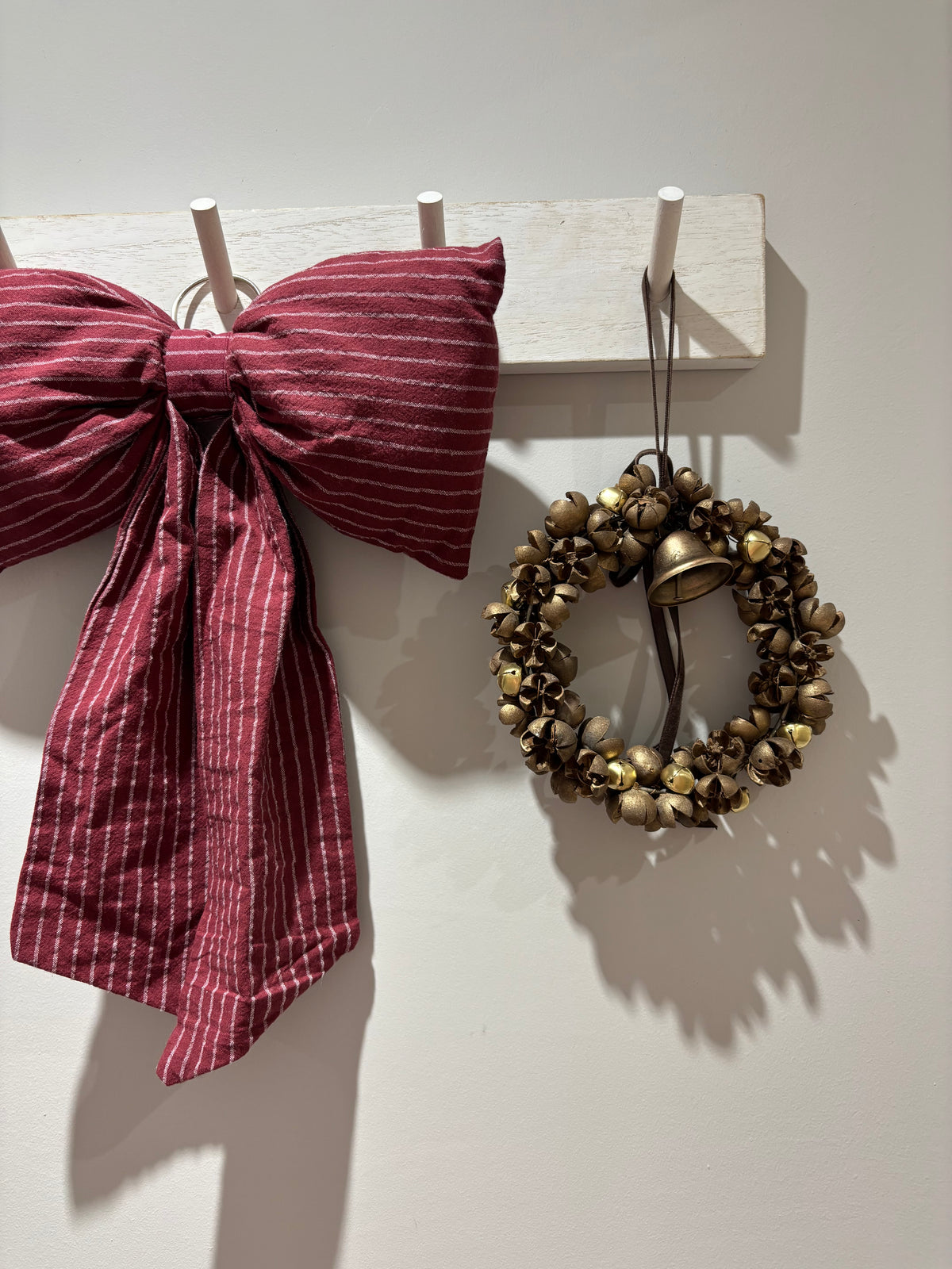 Gold Bell Christmas Wreath Decoration