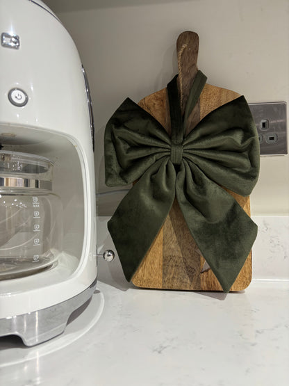 Velvet Dark Green Hanging Bow
