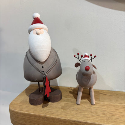 Rustic Reindeer with hat