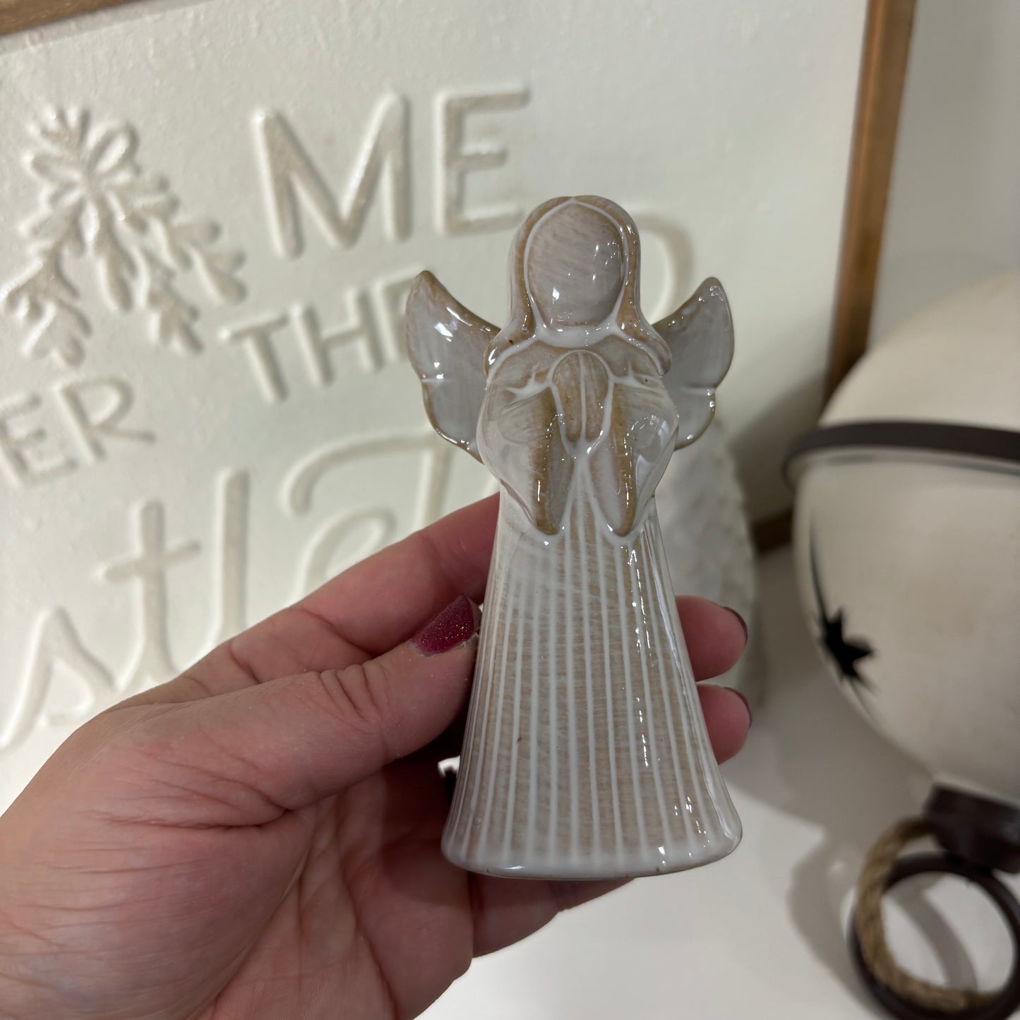 Decorative Standing Angel Ornament – 11.5cm