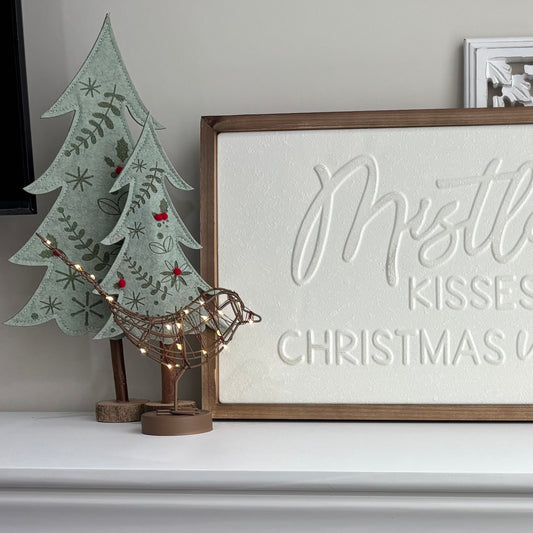 Felt Christmas Tree with Holly Detail