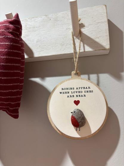 Robins Appear when loved ones are near sign