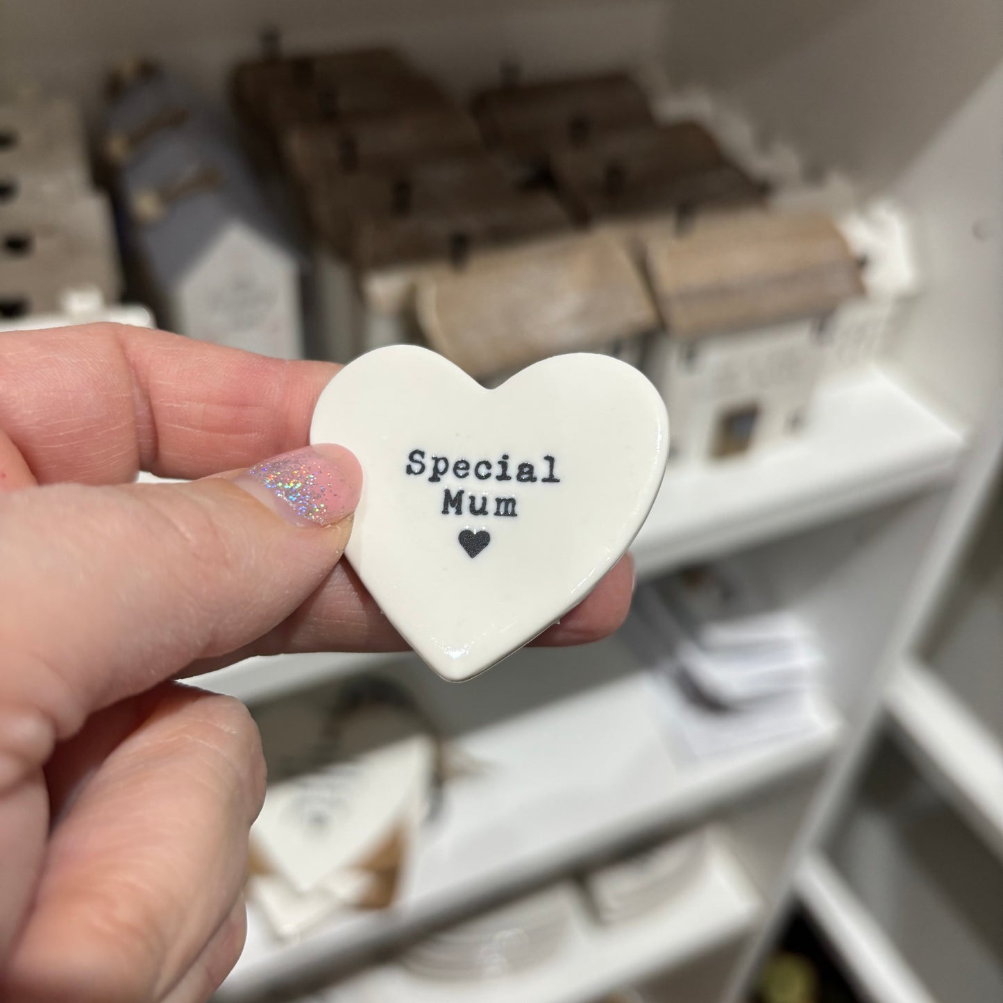 Special Mum porcelain heart token