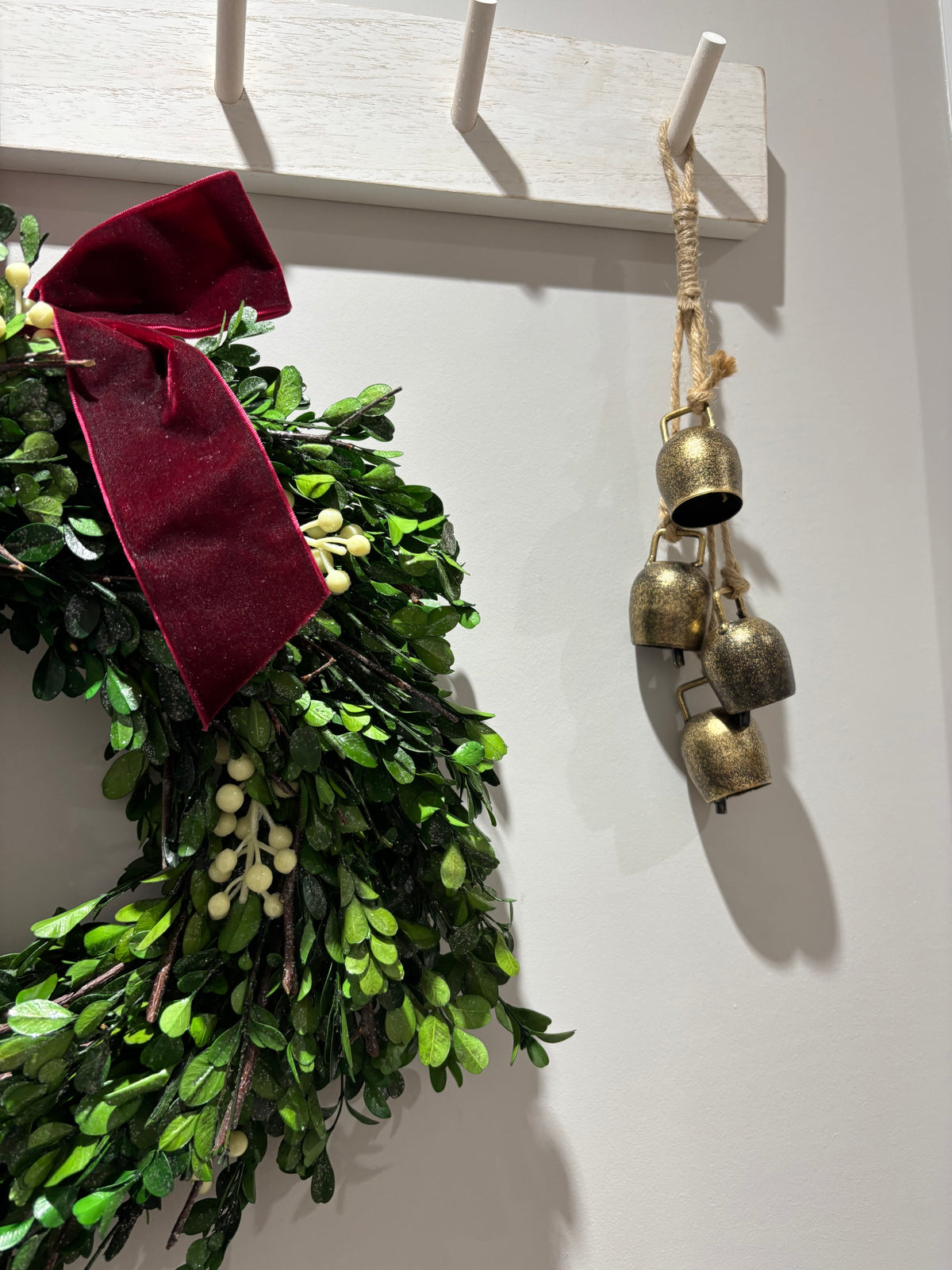 Metal Gold 4 Small Cowbell Hanging Garland