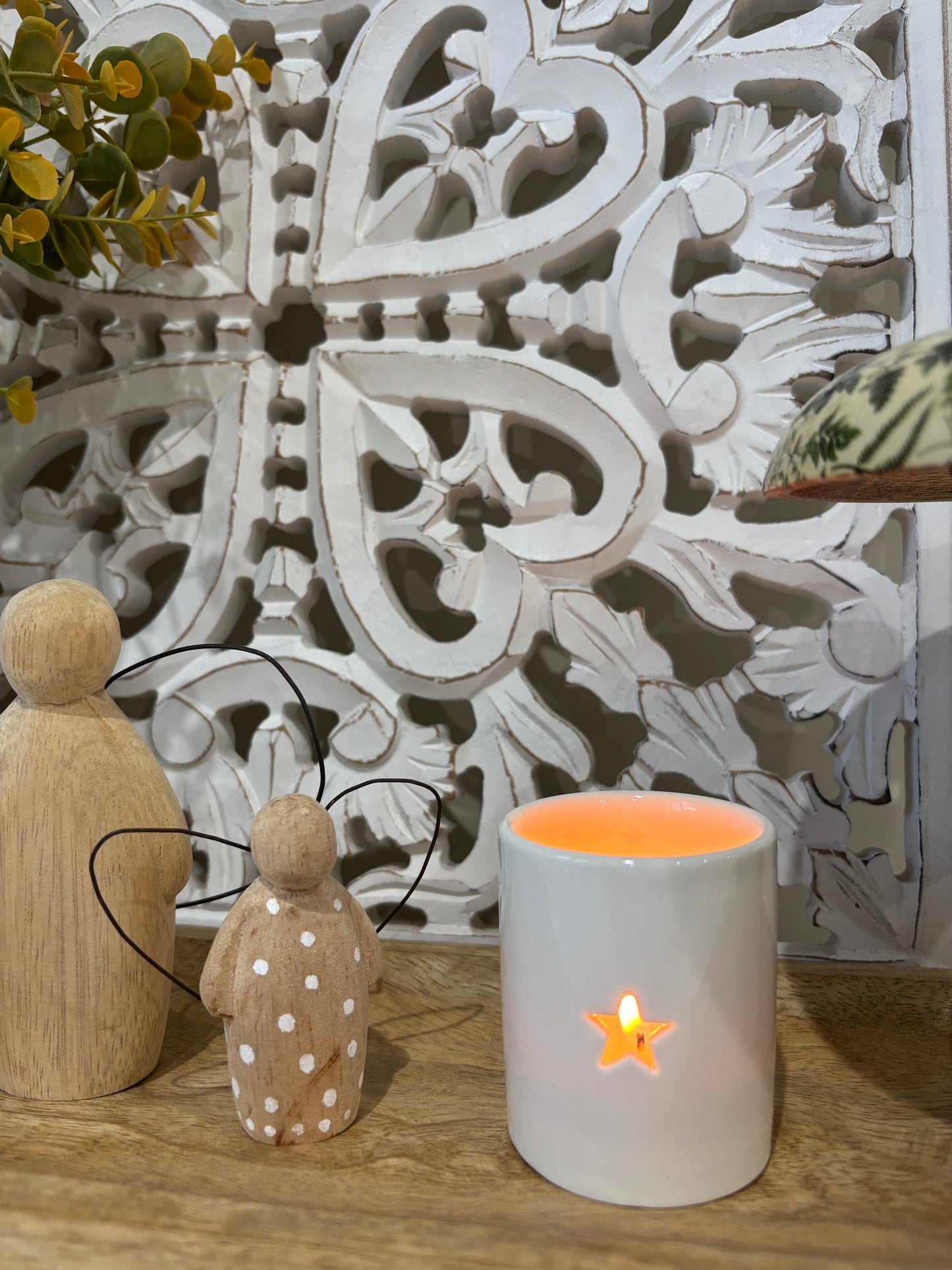 Ceramic Star Cutout T-Light Holder – 6cm x 4cm
