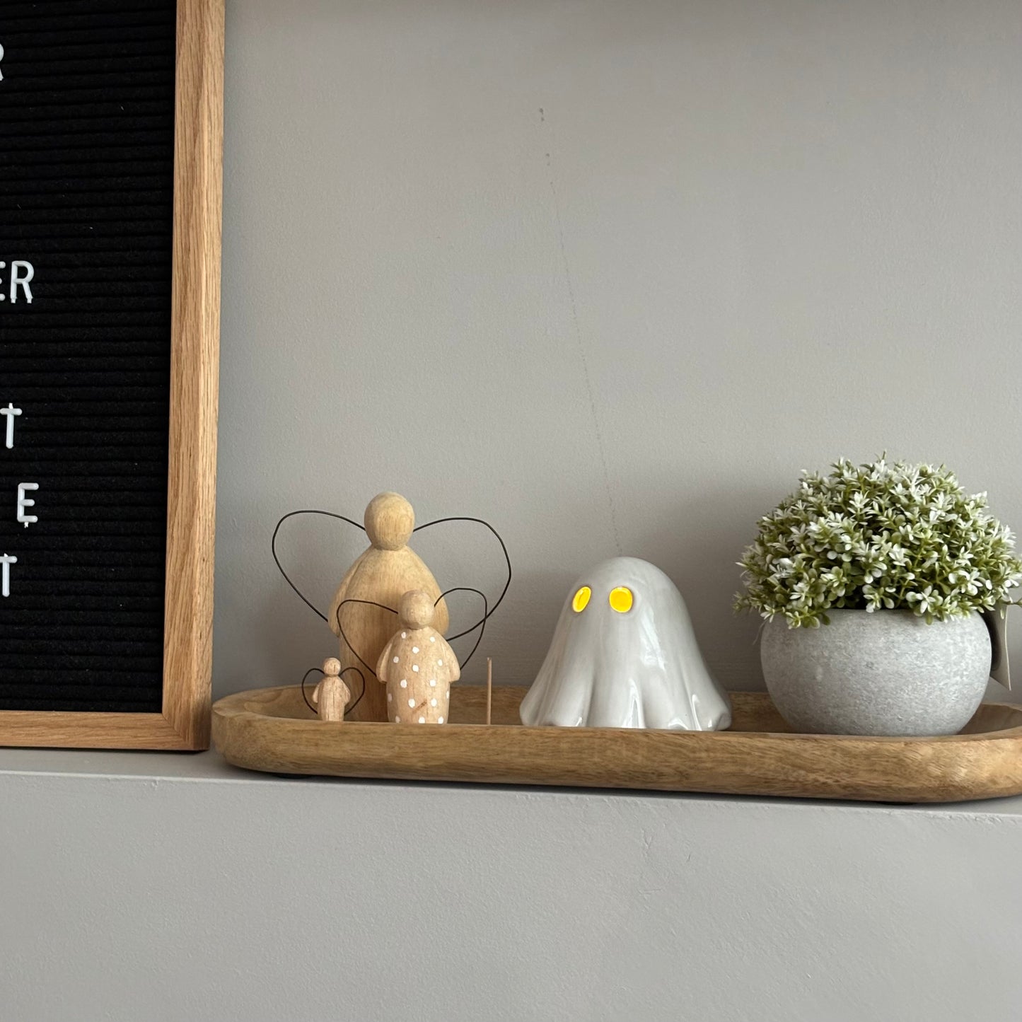 LED porcelain ghost
