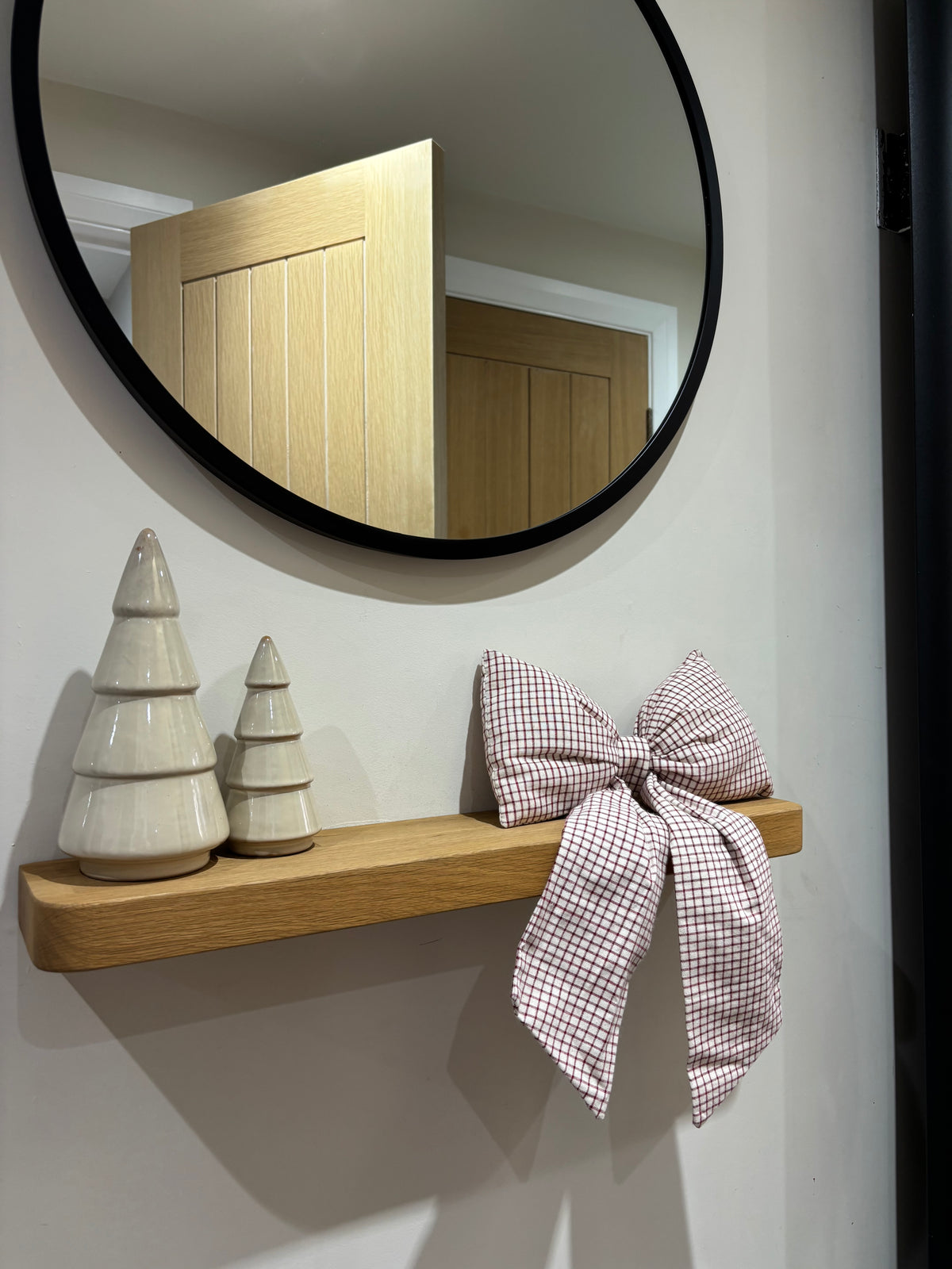 Large Fabric Bow Christmas Hanging Decoration – 40cm