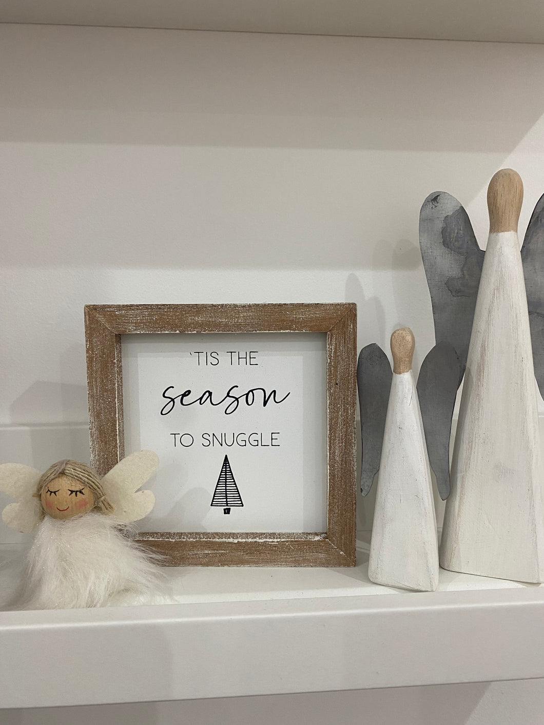 T’is the season to snuggle mini plaque