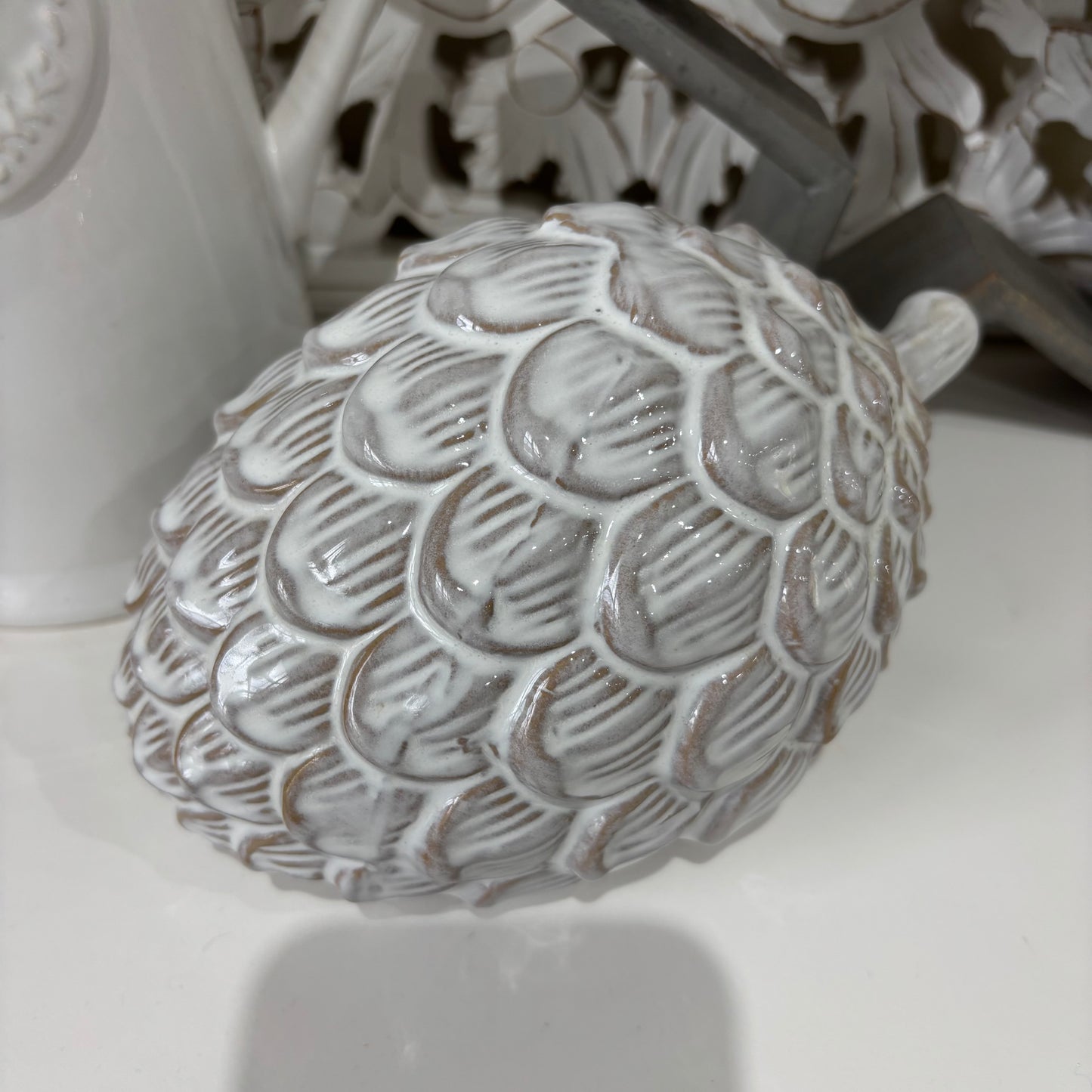 Ceramic White Reactive Glaze Pinecone