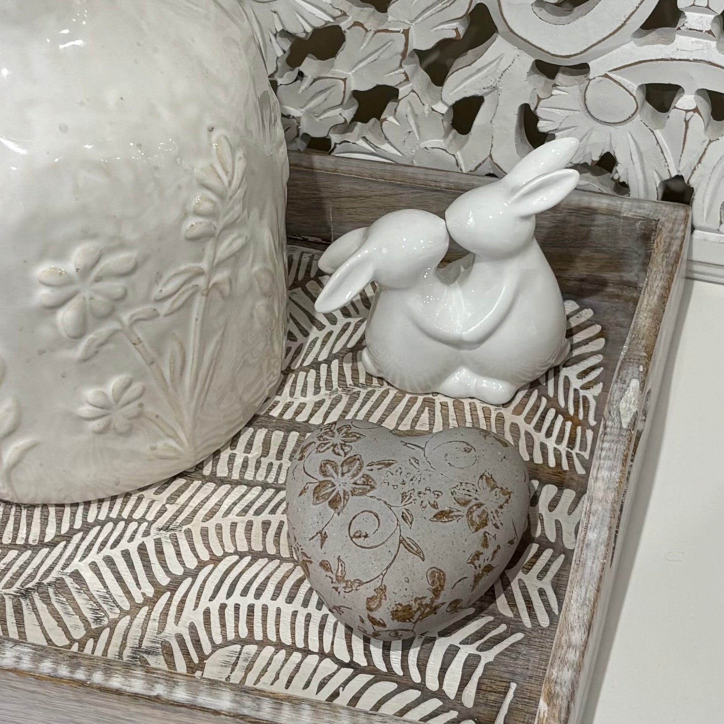 White washed wood tray 31cm