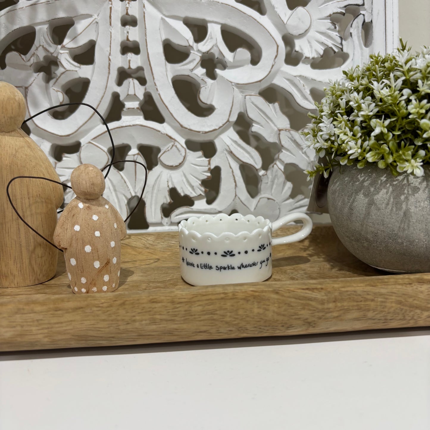 Scallop Tea Light Holder – “Leave a Little Sparkle Wherever You Go”