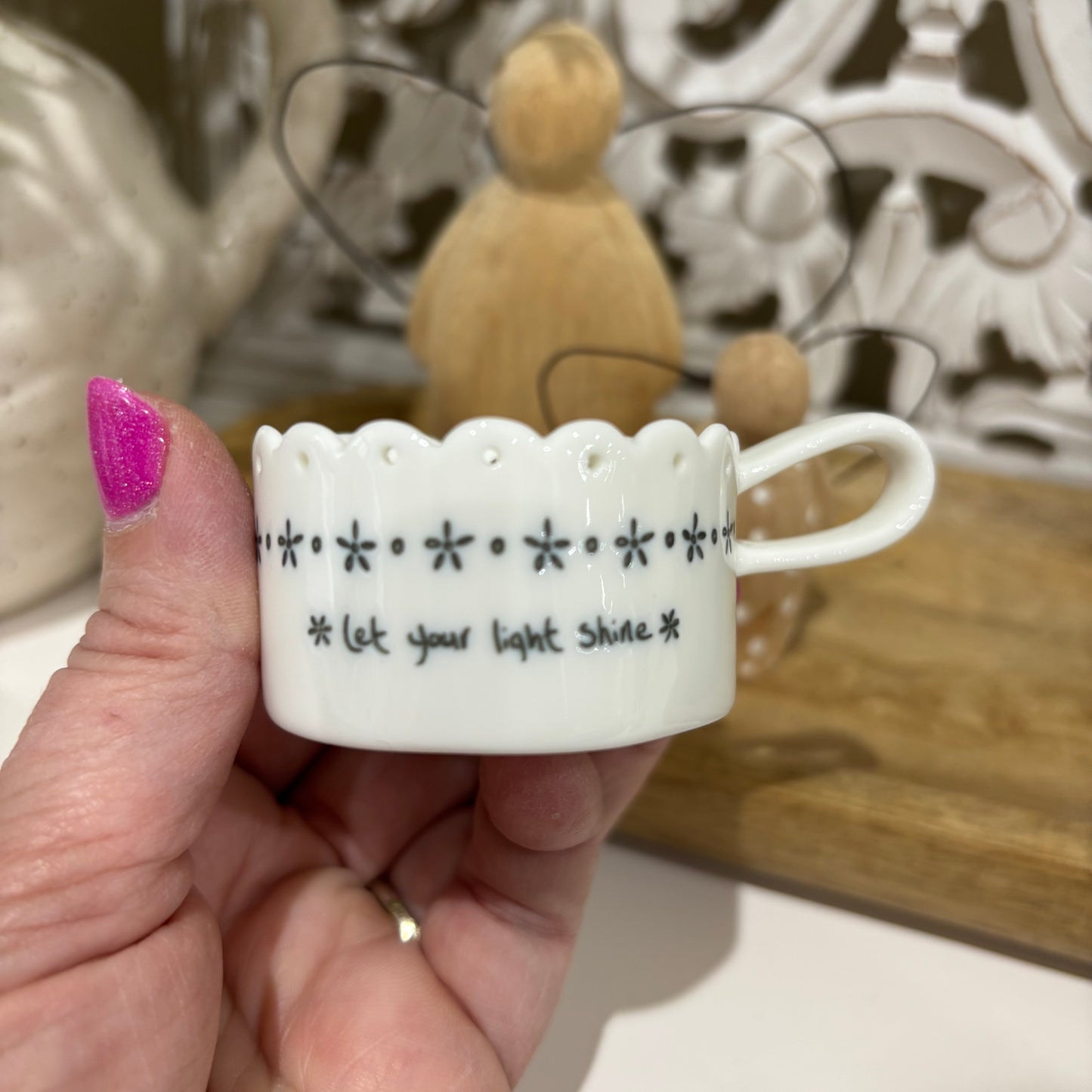Scallop Tea Light Holder – “Let Your Light Shine”