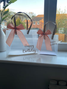 Ribbon detail gift bag - Happy Birthday
