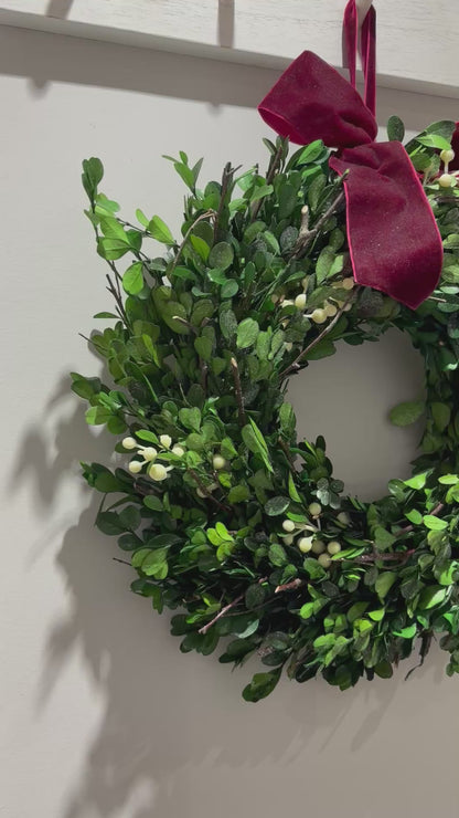 Mistletoe Wreath With Bow