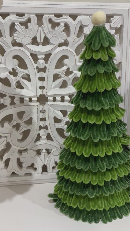 Green Loop Tree - 2 sizes