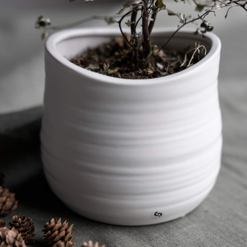 Torp White Plant Pot