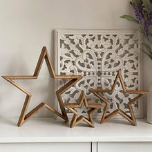 Load image into Gallery viewer, Natural mantlepiece stars - set of three