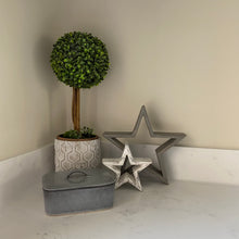 Load image into Gallery viewer, Faux Topiary Ball Tree in pot