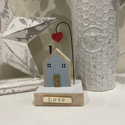 Love Little Wooden House Decoration with Heart