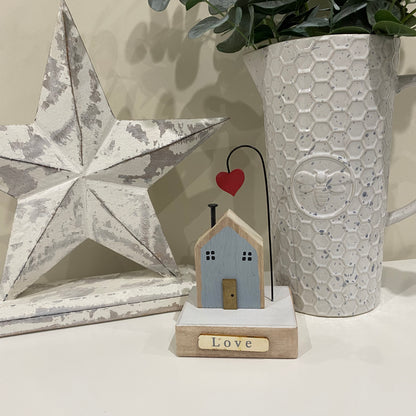 Love Little Wooden House Decoration with Heart