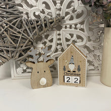 Load image into Gallery viewer, Wooden Christmas Countdown Block