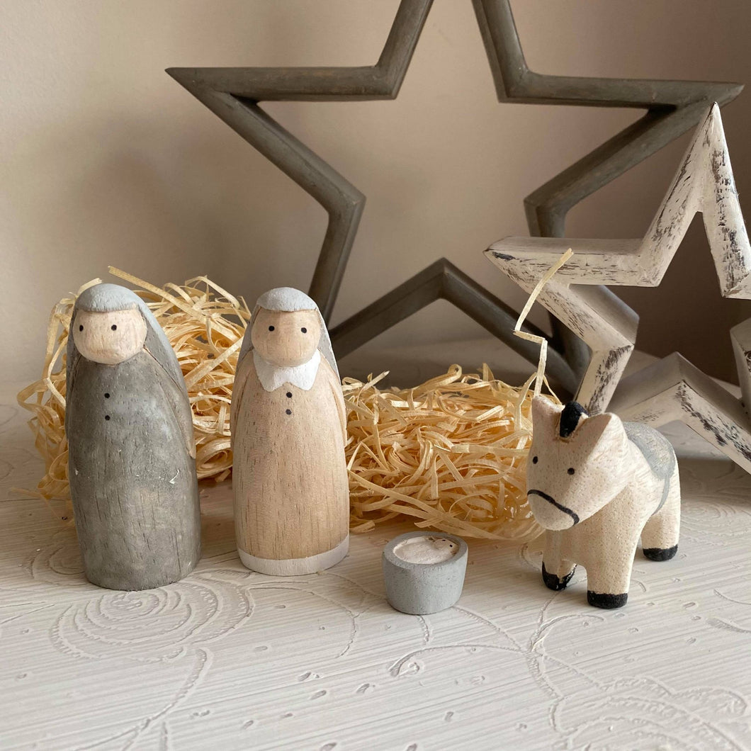 Jesus, Mary and Joseph Nativity Scene